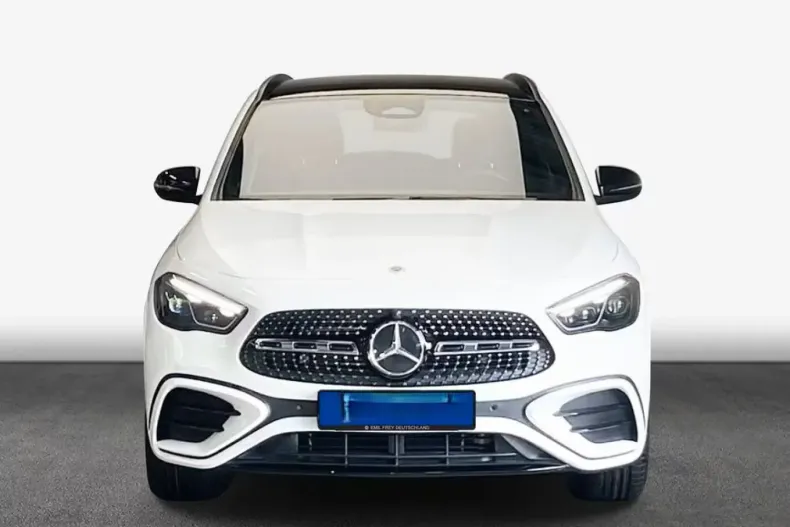 Mercedes-Benz GLA 180 (Clasa GLA) din 2024 cu 13.994 km - oferta MER182982 - foto 2