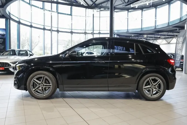 Mercedes-Benz GLA 200 (Clasa GLA) din 2024 cu 32.429 km - oferta MER182986 - foto 8
