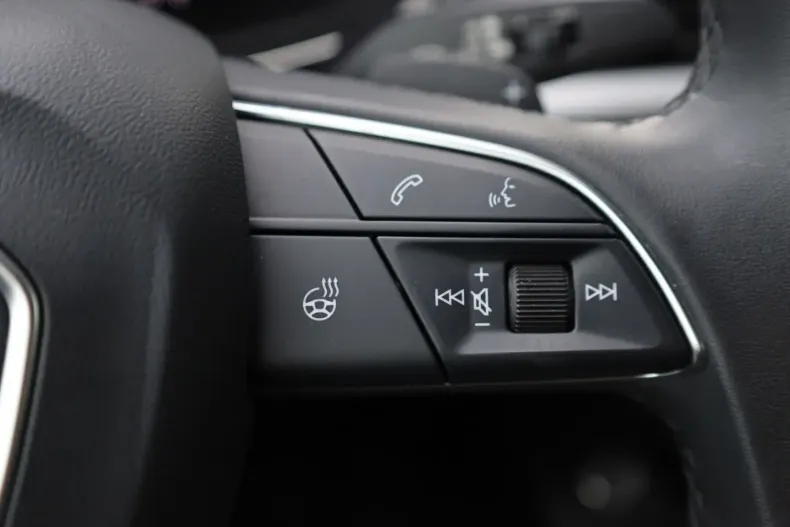 Audi A4 din 2022 cu 43.725 km - oferta AUD182988 - foto 24