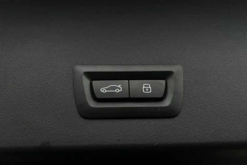 BMW X3 (Seria X) din 2025 cu 6.900 km - oferta BMW182991 - foto 13