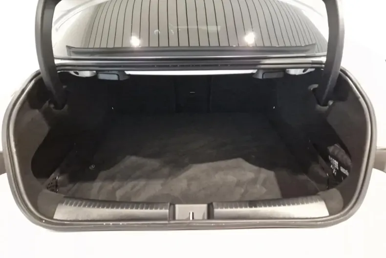 Mercedes-Benz CLA 200 (Clasa CLA) din 2024 cu 11.342 km - oferta MER182992 - foto 5