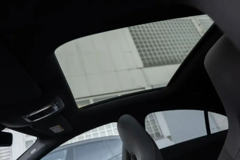 Mercedes-Benz CLA 200 (Clasa CLA) din 2024 cu 16.926 km - oferta MER182993 - foto 20