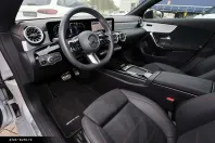 Mercedes-Benz CLA 200 (Clasa CLA) din 2024 cu 27.740 km - oferta MER182994 - foto 9