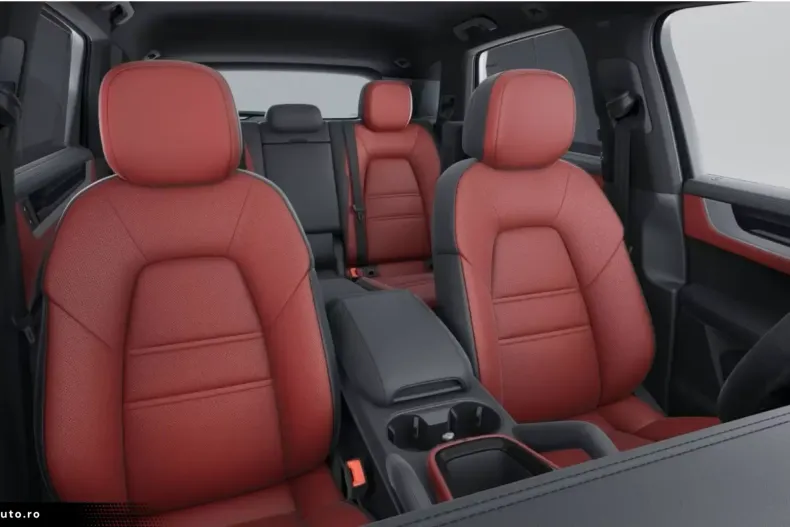 Porsche Cayenne din 2024 cu 23.950 km - oferta POR182998 - foto 6