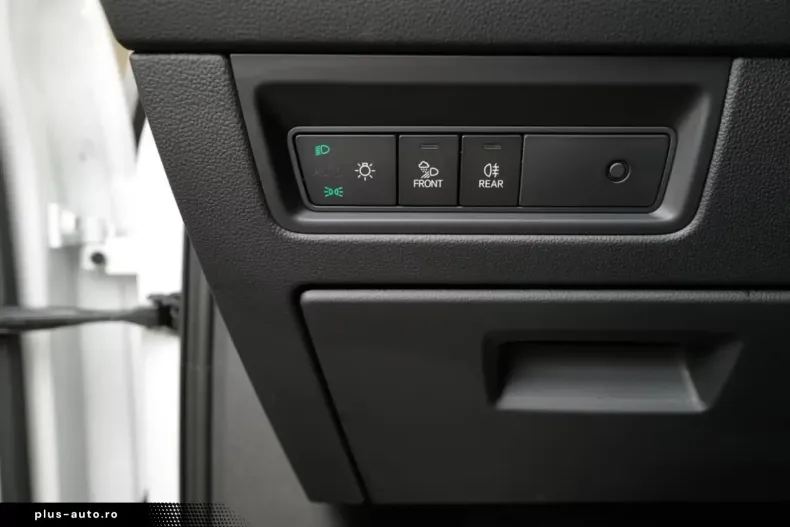 Volkswagen Touareg din 2024 cu 9.396 km - oferta VOL183000 - foto 24