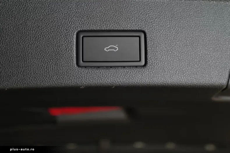 Volkswagen Touareg din 2024 cu 9.396 km - oferta VOL183000 - foto 27