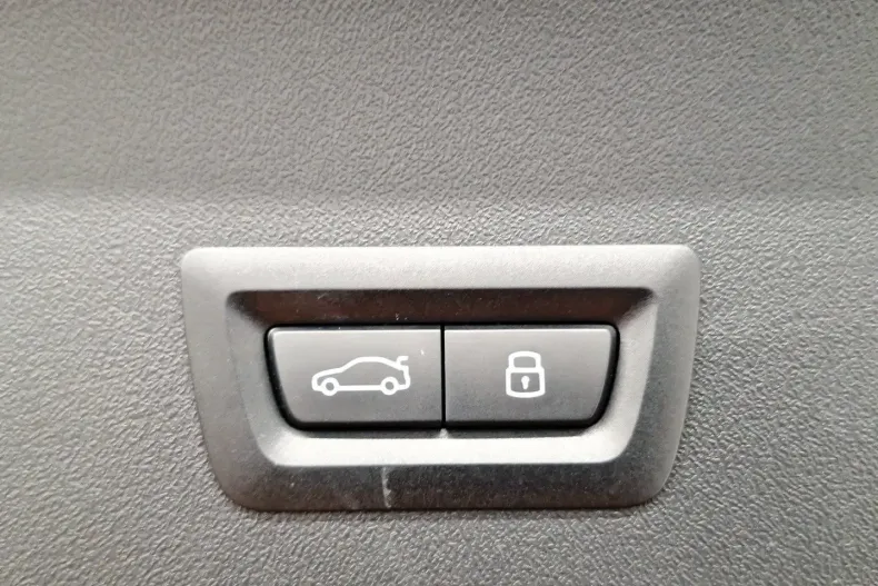 BMW X3 (Seria X) din 2025 cu 9.098 km - oferta BMW183004 - foto 21