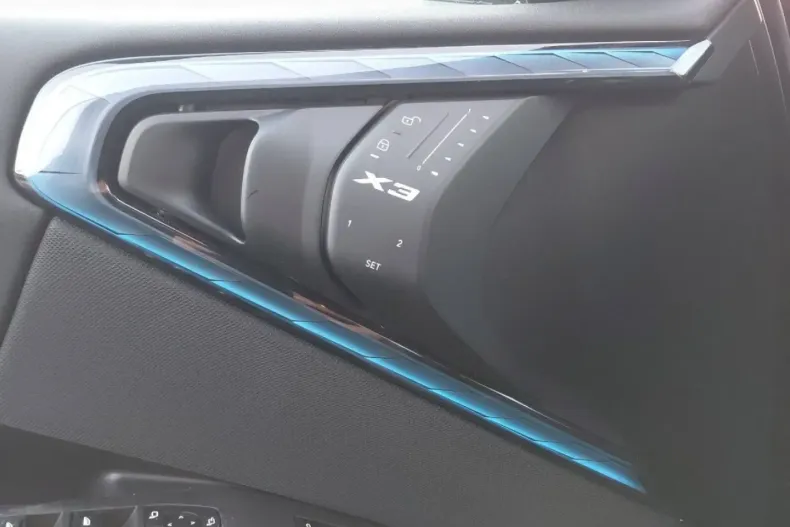 BMW X3 (Seria X) din 2024 cu 6.633 km - oferta BMW183006 - foto 17