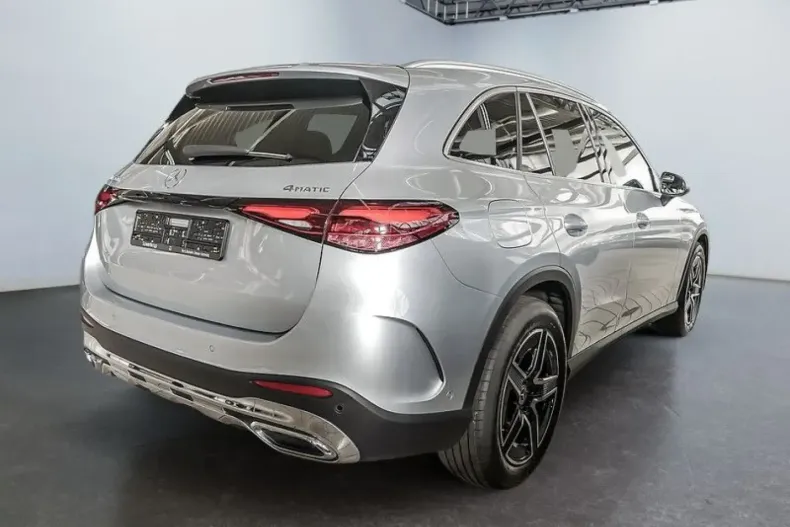 Mercedes-Benz GLC 200 (Clasa GLC) din 2024 cu 29.560 km - oferta MER183008 - foto 3