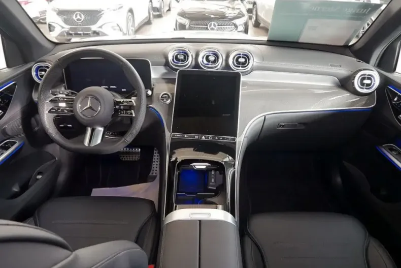 Mercedes-Benz GLC 200 (Clasa GLC) din 2024 cu 29.560 km - oferta MER183008 - foto 7