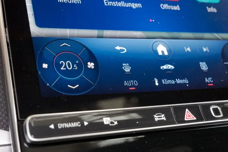 Mercedes-Benz GLC 200 (Clasa GLC) din 2024 cu 29.560 km - oferta MER183008 - foto 18