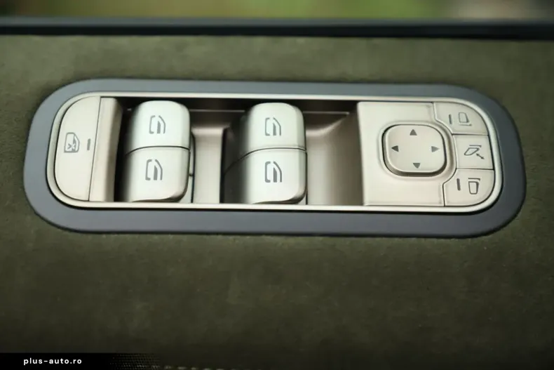 Mercedes-Benz G 450 (Clasa G) din 2025 cu 6.950 km - oferta MER183019 - foto 43