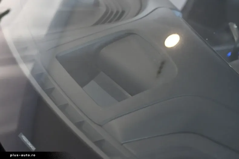 Porsche Taycan din 2021 cu 121.200 km - oferta POR183021 - foto 15