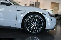 Porsche Taycan din 2021 cu 121.200 km - oferta POR183021 - foto 28