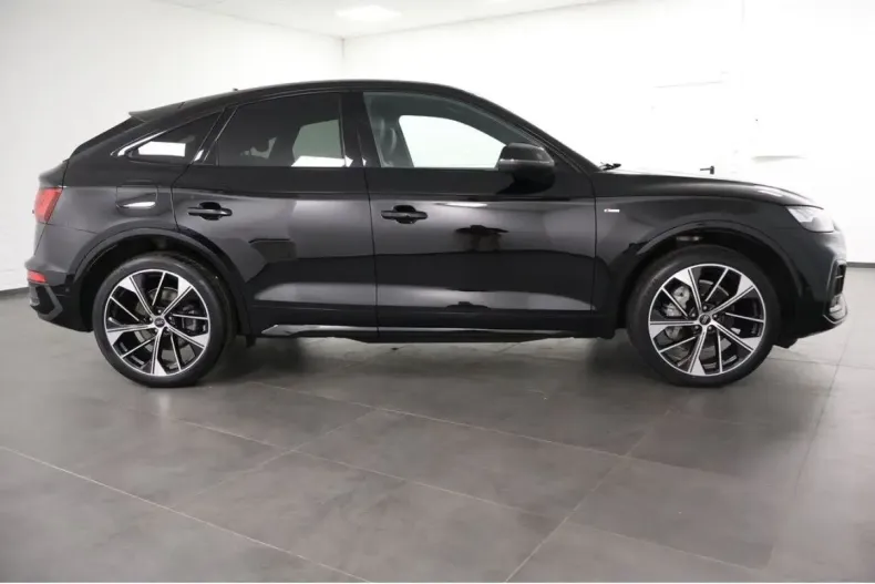 Audi Q5 din 2024 cu 12.751 km - oferta AUD183022 - foto 5
