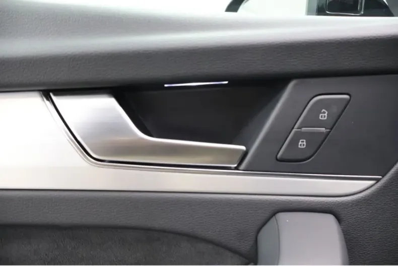 Audi Q5 din 2024 cu 12.751 km - oferta AUD183022 - foto 21