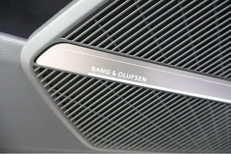 Audi Q5 din 2024 cu 12.751 km - oferta AUD183022 - foto 24