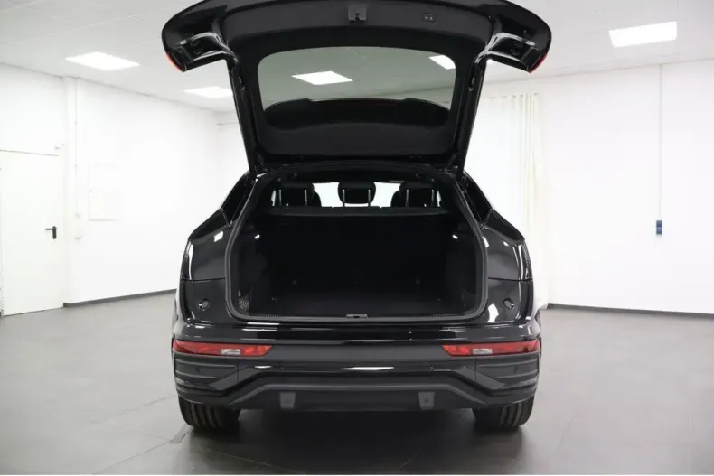 Audi Q5 din 2024 cu 12.751 km - oferta AUD183022 - foto 27