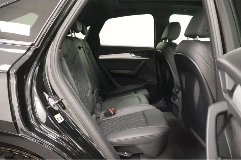 Audi Q5 din 2024 cu 12.751 km - oferta AUD183022 - foto 28