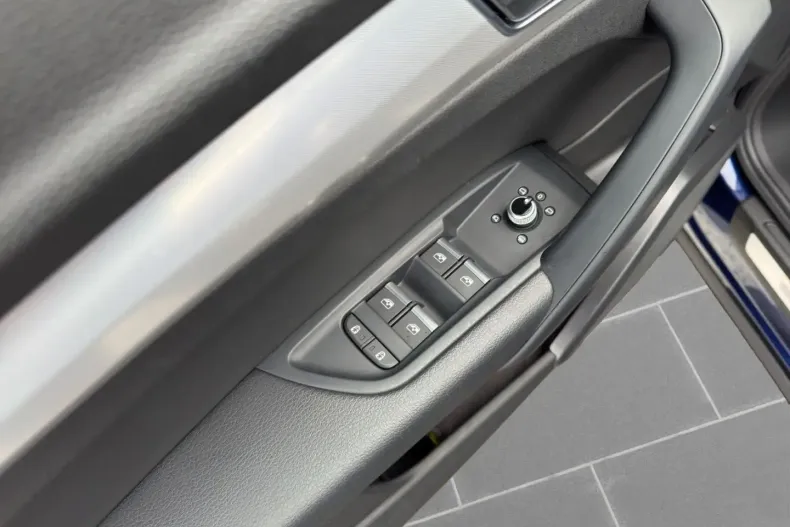 Audi Q5 din 2021 cu 19.288 km - oferta AUD183027 - foto 13