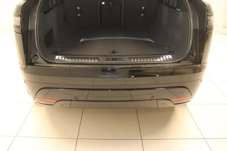 Land Rover Range Rover Velar din 2025 cu 8.500 km - oferta LAN183029 - foto 4