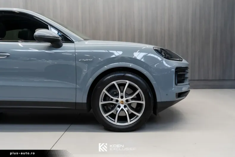 Porsche Cayenne din 2024 cu 49.216 km - oferta POR183030 - foto 3
