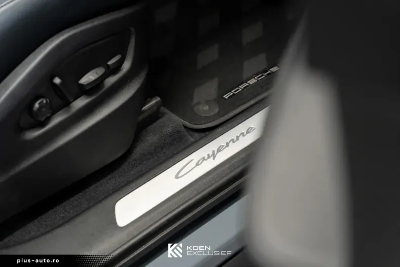 Porsche Cayenne din 2024 cu 49.216 km - oferta POR183030 - foto 35