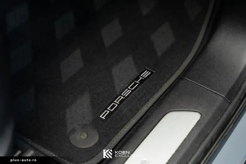 Porsche Cayenne din 2024 cu 49.216 km - oferta POR183030 - foto 36
