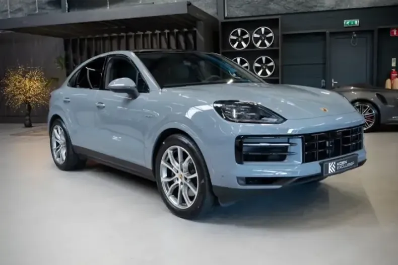 Porsche Cayenne din 2024 cu 49.216 km - oferta POR183030 - foto 46