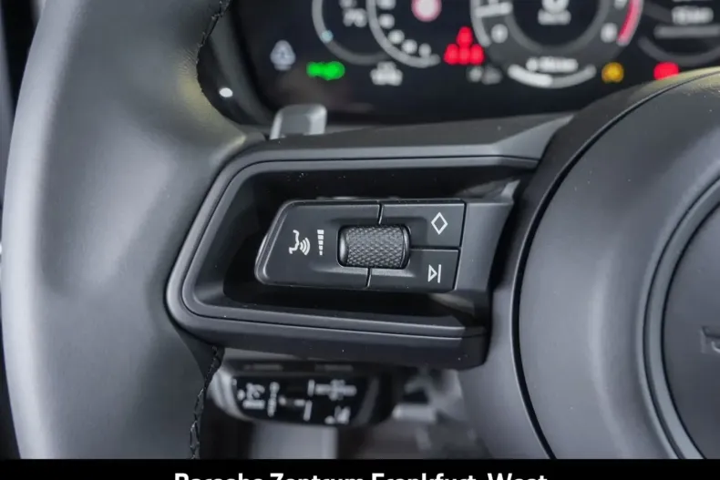 Porsche Cayenne din 2025 cu 20.250 km - oferta POR183036 - foto 28