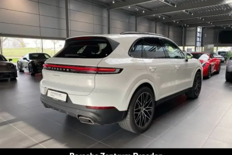 Porsche Cayenne din 2023 cu 32.888 km - oferta POR183037 - foto 9