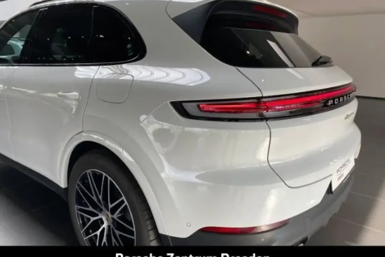 Porsche Cayenne din 2023 cu 32.888 km - oferta POR183037 - foto 13