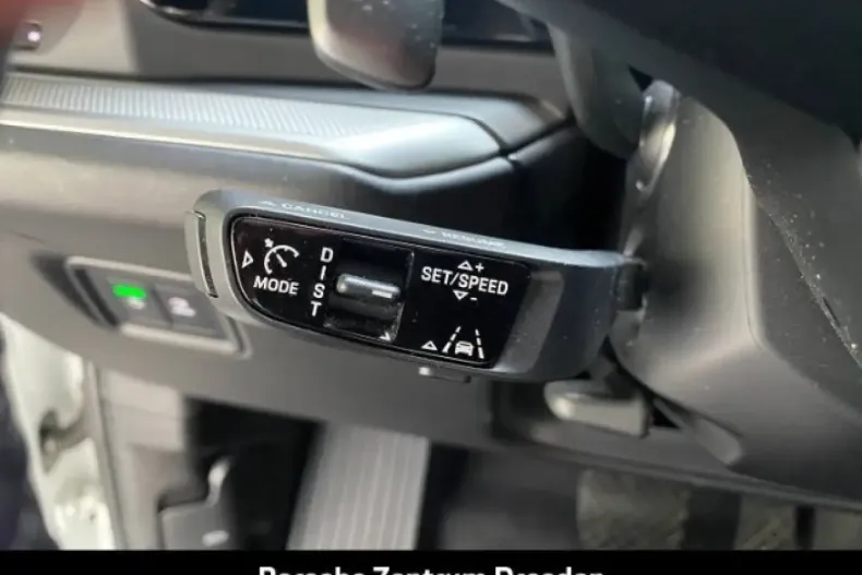 Porsche Cayenne din 2023 cu 32.888 km - oferta POR183037 - foto 27