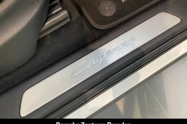 Porsche Cayenne din 2023 cu 32.888 km - oferta POR183037 - foto 30