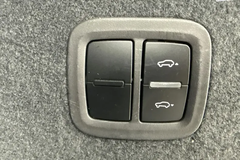 Porsche Cayenne din 2023 cu 94.148 km - oferta POR183038 - foto 12