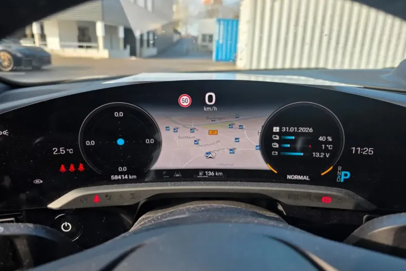 Porsche Taycan din 2022 cu 58.000 km - oferta POR183040 - foto 9