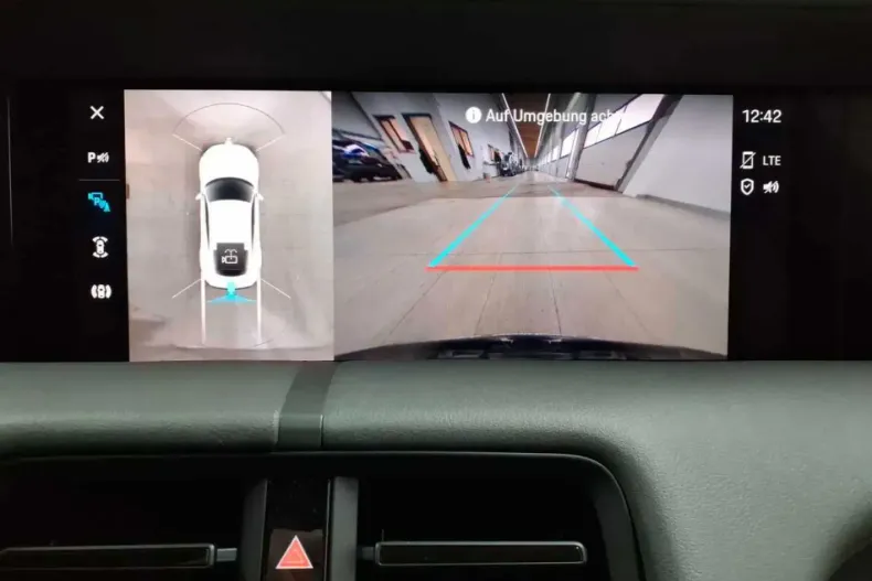 Porsche Taycan din 2023 cu 80.655 km - oferta POR183041 - foto 13