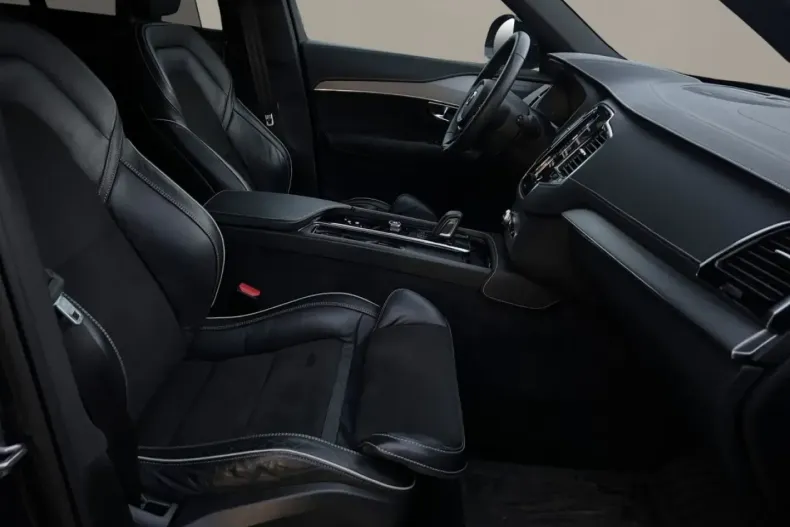 Volvo XC90 din 2021 cu 89.784 km - oferta VOL183044 - foto 12