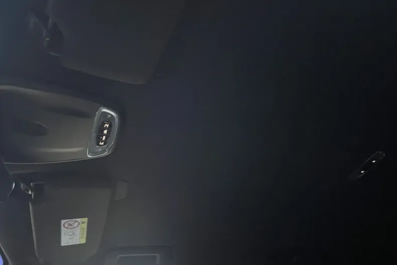 Volvo XC90 din 2021 cu 89.784 km - oferta VOL183044 - foto 15