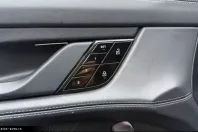 Porsche Taycan din 2021 cu 86.400 km - oferta POR183045 - foto 15