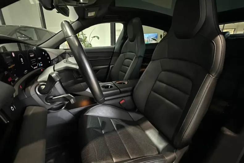 Porsche Taycan din 2022 cu 110.462 km - oferta POR183046 - foto 8