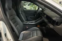 Porsche Taycan din 2022 cu 110.462 km - oferta POR183046 - foto 14