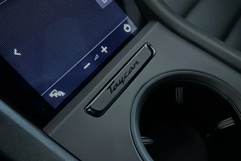 Porsche Taycan din 2022 cu 110.462 km - oferta POR183046 - foto 33