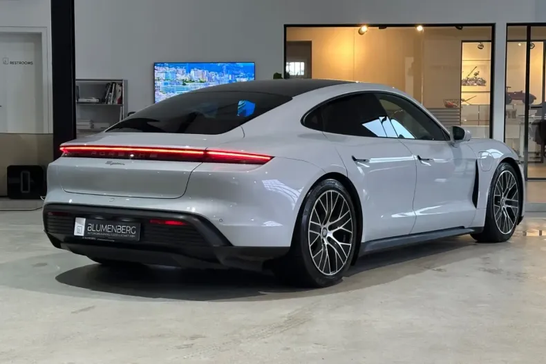 Porsche Taycan din 2022 cu 110.462 km - oferta POR183046 - foto 36