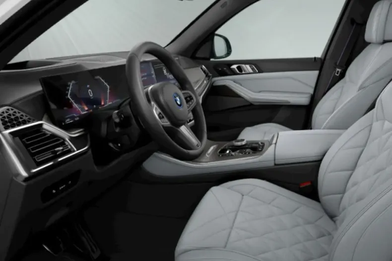 BMW X5 (Seria X) din 2025 cu 12.800 km - oferta BMW183051 - foto 1