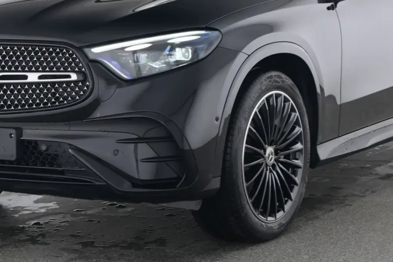 Mercedes-Benz GLC 300 (Clasa GLC) din 2024 cu 28.956 km - oferta MER183061 - foto 3