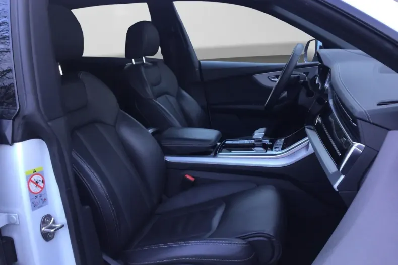 Audi Q8 din 2025 cu 26.023 km - oferta AUD183064 - foto 3