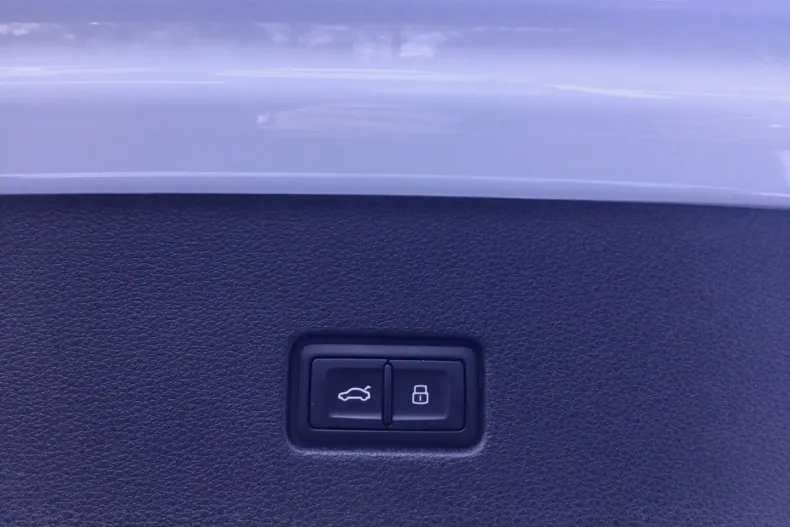 Audi Q8 din 2025 cu 26.023 km - oferta AUD183064 - foto 18