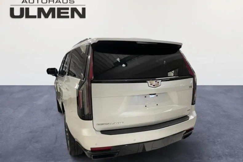 Cadillac Escalade din 2022 cu 32.659 km - oferta CAD183070 - foto 4