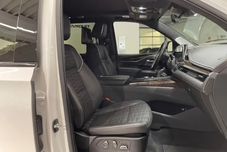 Cadillac Escalade din 2022 cu 32.659 km - oferta CAD183070 - foto 14